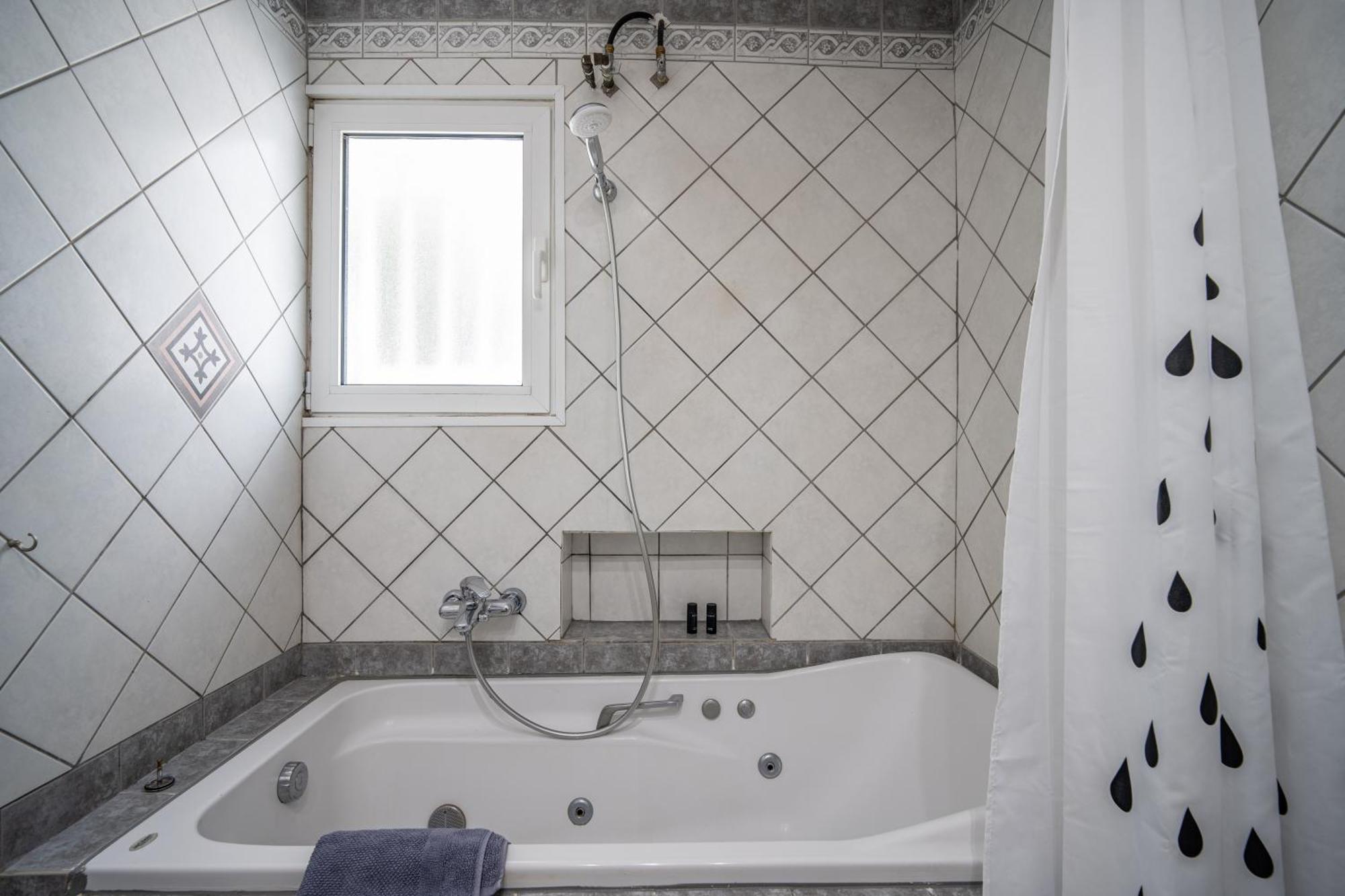 Angel , Luxury 2Bd Apartment Next To The Beach Atenas Exterior foto